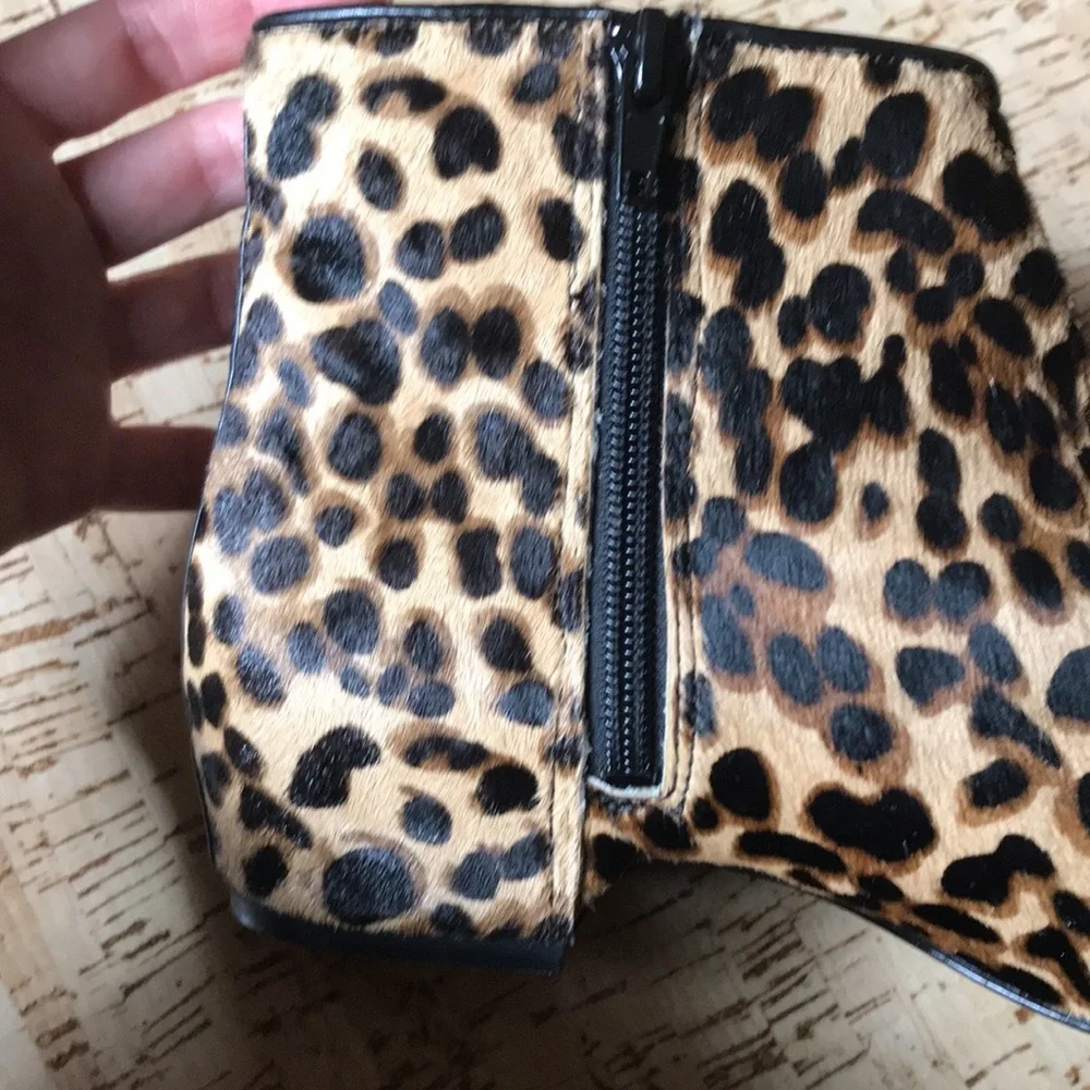 Nine West Huggins Leopard Print Genuine Calf Hair Ankle Boot Bootie 7.5 - Picture 8 of 10